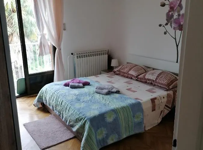 New Ziganto Z Near The With Terrace Apartment Ičići