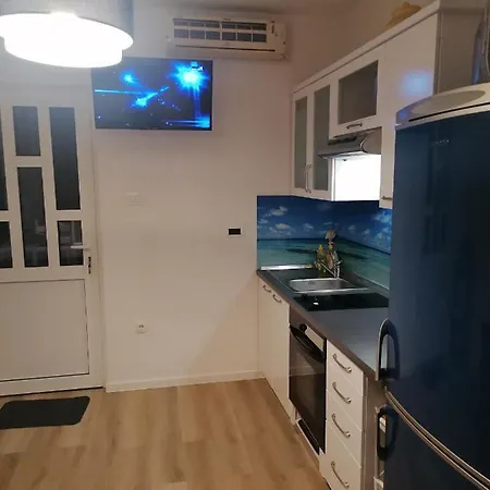 New Ziganto Z Near The With Terrace *