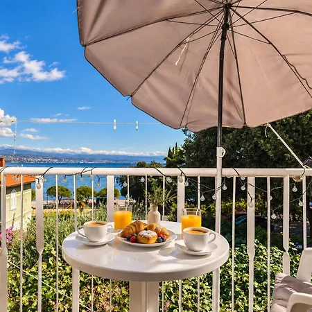 Apartament New Ziganto Z Near The With Terrace Ičići