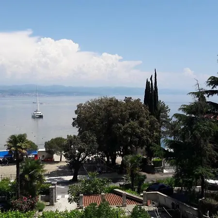 New Ziganto Z Near The With Terrace * Ičići